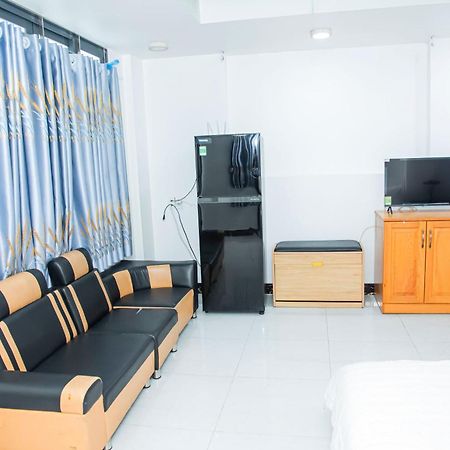Gia Bao Hotel Quan 7 Thành Pho Ho Chí Minh Esterno foto