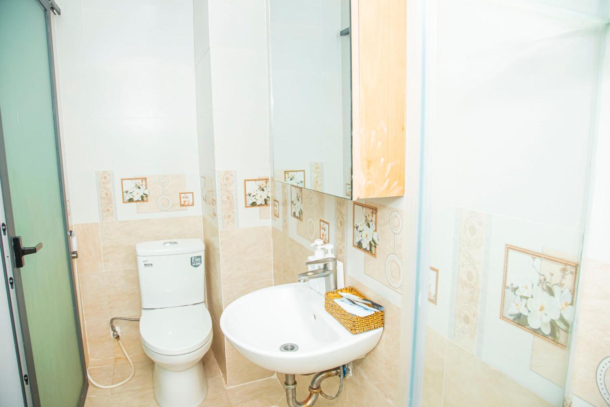 Gia Bao Hotel Quan 7 Thành Pho Ho Chí Minh Esterno foto